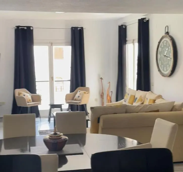 Apartmán Monte Duquesa - 4 Bedroom Apt, 3 Bathrooms Close To Port And Beach, Communal Pool Manilva