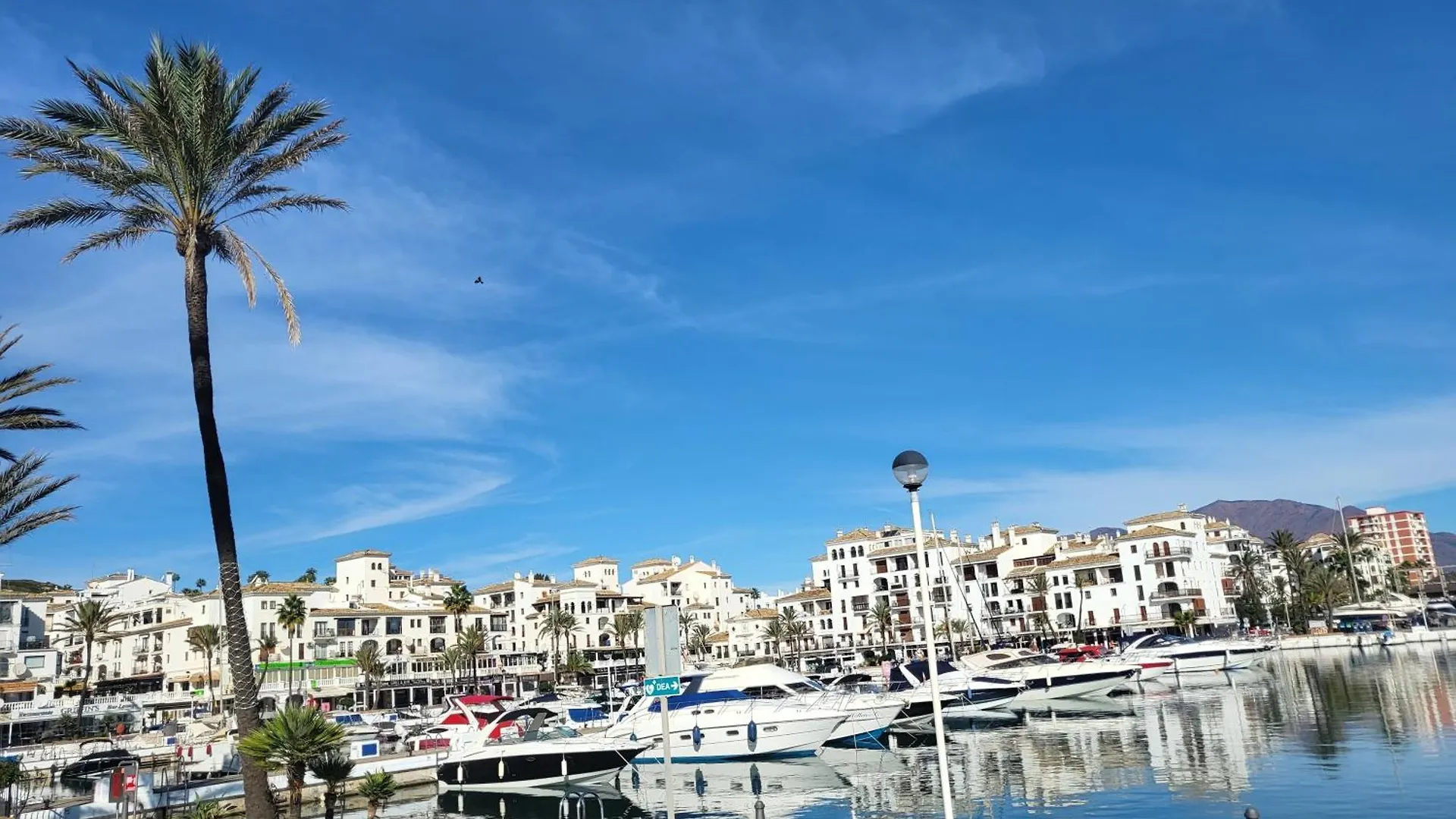 Apartmán Monte Duquesa - 4 Bedroom Apt, 3 Bathrooms Close To Port And Beach, Communal Pool Manilva